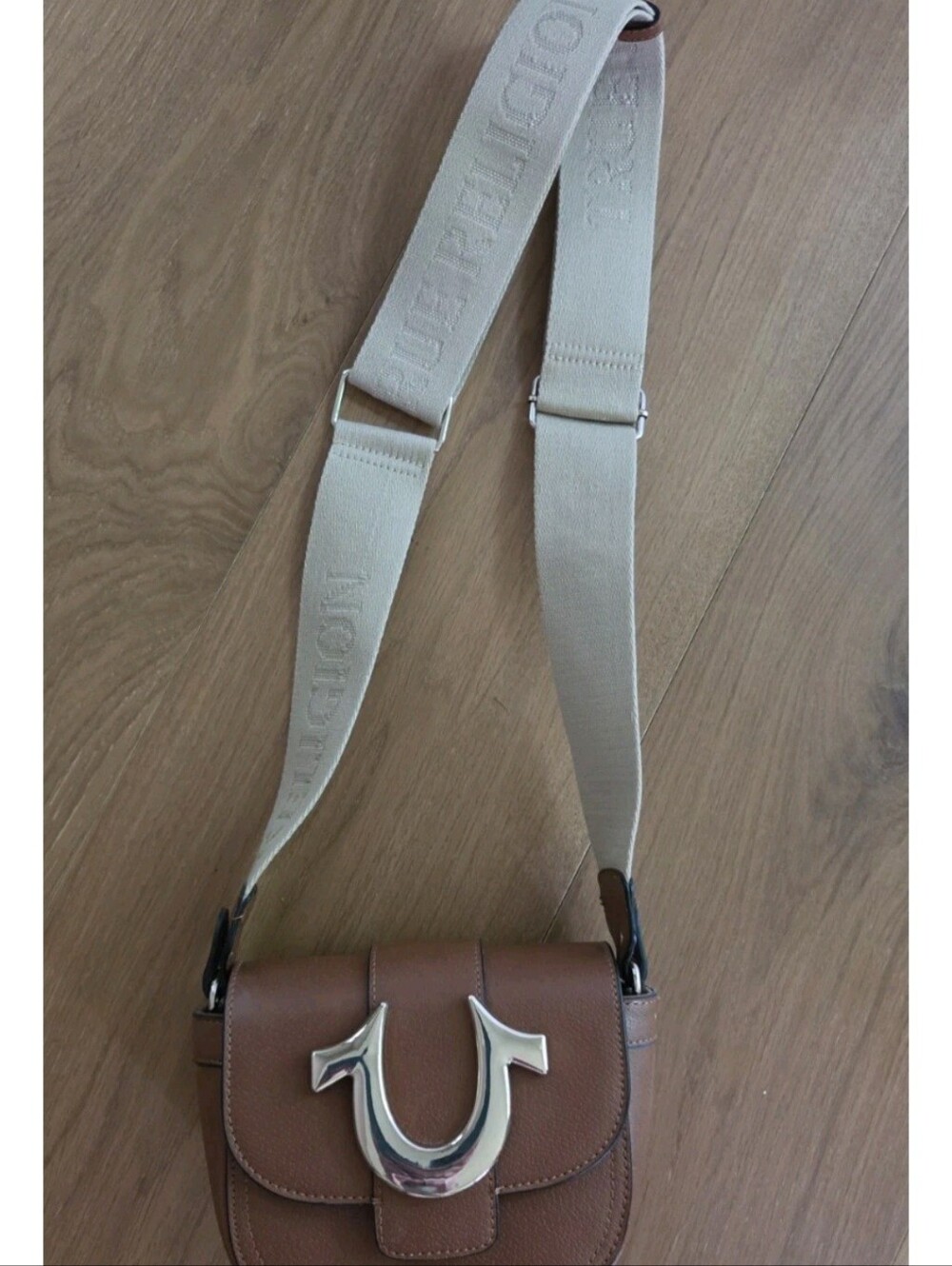 True Religion Brown Crossbody Saddle Bag Large Horseshoe Logo Adjustable Strap